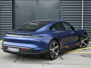2020 Porsche Taycan Turbo S I, синий, 9300000 рублей, вид 4