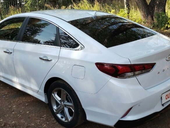 2019 Hyundai Sonata VII (LF) Рестайлинг, белый - вид 5