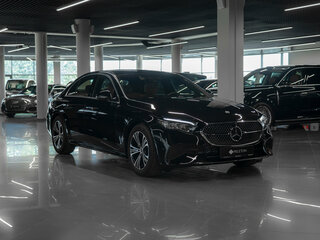 2025 Mercedes-Benz E-Класс 200 VI (W214, S214), чёрный, 7000000 рублей, вид 2