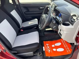 2022 Toyota Pixis Epoch II, красный, 670004 рублей, вид 4