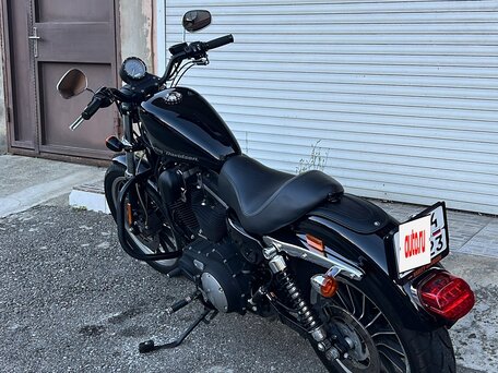 2012 Harley-Davidson Sportster 883, чёрный, 720000 рублей, вид 2