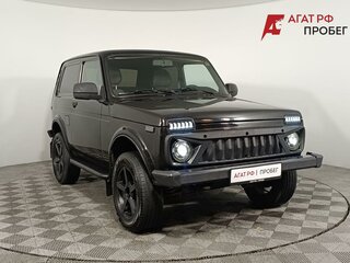 2018 Lada (ВАЗ) 2121 (4x4) I Рестайлинг, чёрный, 620000 рублей, вид 1
