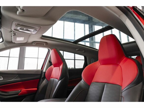 2026 Changan UNI-S I, красный, 3229900 рублей - вид 7