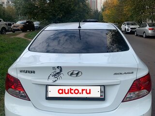 2013 Hyundai Solaris I, белый, 630000 рублей, вид 4