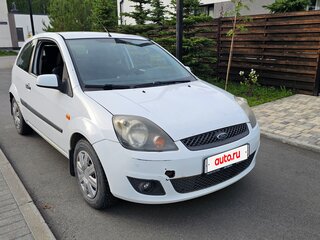 2008 Ford Fiesta Mk5, белый, 340000 рублей, вид 3