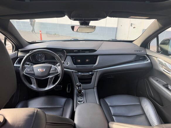 2021 Cadillac XT5 I Рестайлинг, чёрный, 3500000 рублей - вид 7