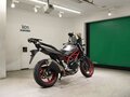 2019 Suzuki SV 650, серый - вид 4