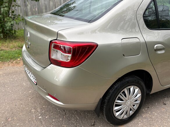 2014 Renault Logan II, бежевый, 770000 рублей - вид 32