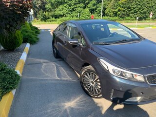 2017 Kia Cerato III Рестайлинг (Classic), синий, 1400000 рублей, вид 3