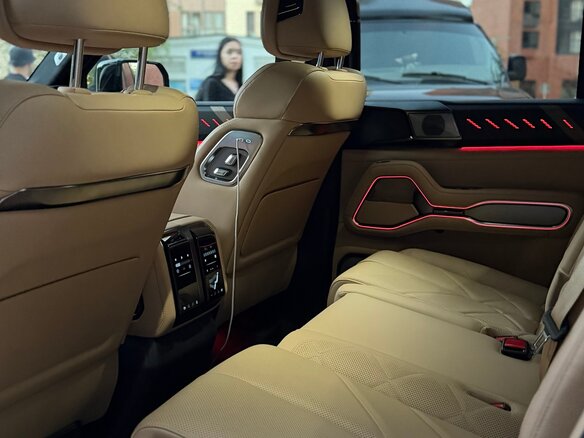 2024 BYD FangChengBao Leopard 8, чёрный, 7000000 рублей - вид 12