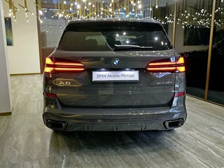 2026 BMW X5 40d IV (G05/G18) Рестайлинг, серый, 17650000 рублей, вид 4