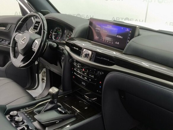 2020 Lexus LX 570 III Рестайлинг 2, белый, 8830000 рублей - вид 26