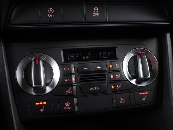 2013 Audi Q3 I (8U), оранжевый, 2120000 рублей - вид 13