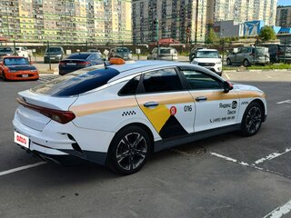 2021 Kia K5 III, белый, 1600000 рублей, вид 4