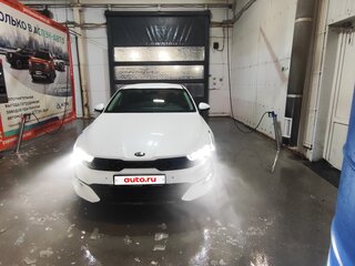 2021 Kia K5 III, белый, 1999999 рублей, вид 4