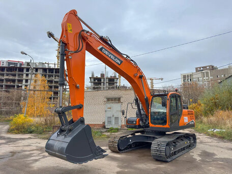 2024 Develon DX220, оранжевый, 12190000 рублей, вид 2