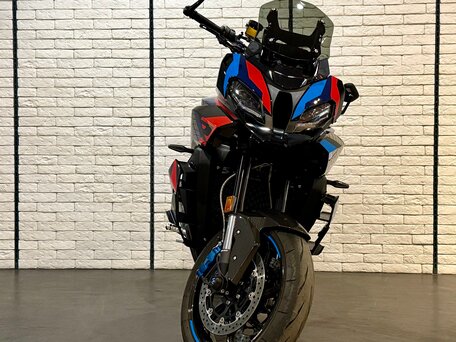 2024 BMW M 1000 XR, синий, 3380000 рублей, вид 3