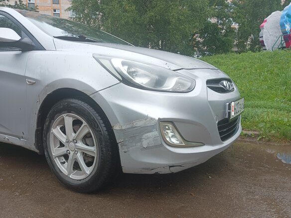 2011 Hyundai Solaris I, серебристый, 400000 рублей - вид 5