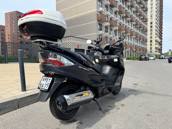 2012 Suzuki Burgman (SkyWave) 400, серый, 450000 рублей - вид 4