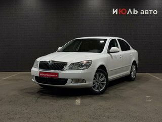 2012 Skoda Octavia II (A5) Рестайлинг, белый, 900000 рублей, вид 1
