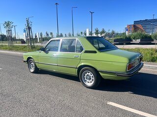 1981 BMW 5 серии 520i I (E12) Рестайлинг, зелёный, 750000 рублей, вид 2