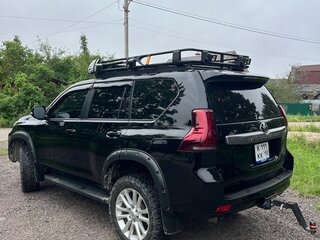 2017 Toyota Land Cruiser Prado 150 Series Рестайлинг 2, чёрный, 4456000 рублей, вид 5