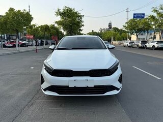 2022 Kia K3 II (China Market) Рестайлинг, белый, 1800200 рублей, вид 2