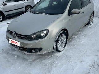 2011 Volkswagen Golf VI, серебристый, 900000 рублей, вид 1