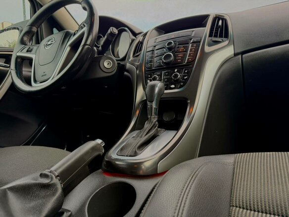 2012 Opel Astra J, белый - вид 16