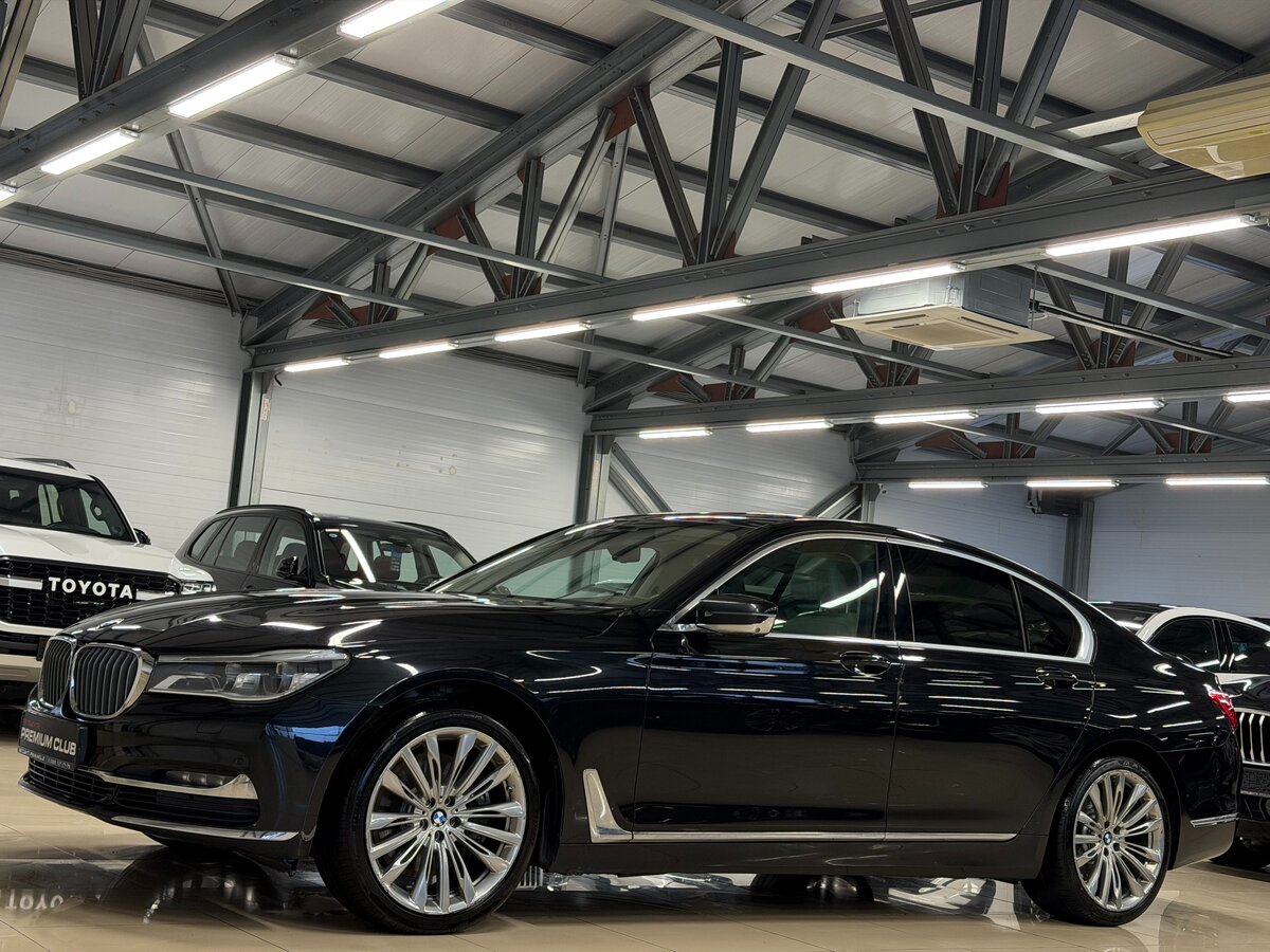 Открыть фотографии: BMW 7 серии VI (G11/G12)