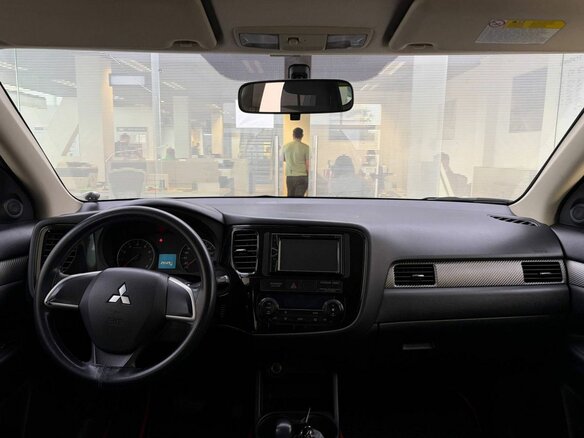 2013 Mitsubishi Outlander III, белый, 1020000 рублей - вид 13