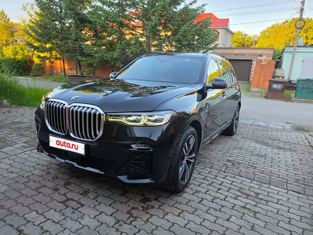 2021 BMW X7 40d I (G07), чёрный, 6800000 рублей, вид 3