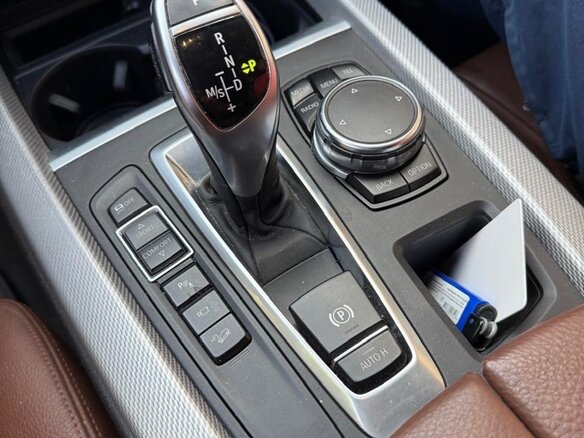 2016 BMW X5 40d III (F15), чёрный, 3500000 рублей - вид 8