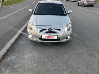 2007 Toyota Avensis II Рестайлинг, серебристый, 890000 рублей, вид 1