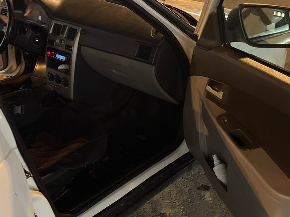 2011 Lada (ВАЗ) Priora I, белый, 320000 рублей - вид 13