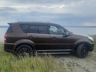 2013 SsangYong Rexton III, коричневый, 1600000 рублей, вид 2