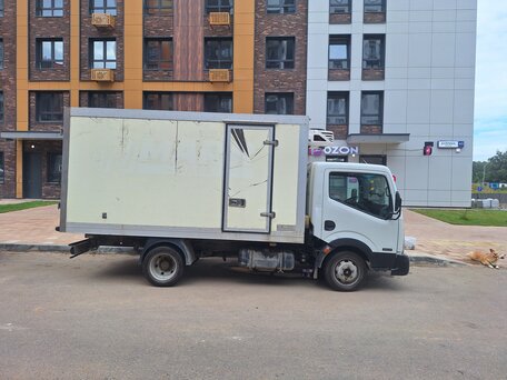 2012 Nissan Cabstar, белый, 1600000 рублей, вид 2