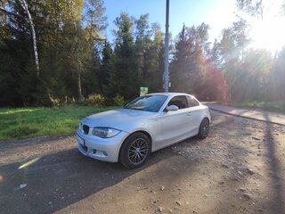 2008 BMW 1 серии 125i I (E81/E82/E87/E88) Рестайлинг, серебристый, 1150000 рублей, вид 1