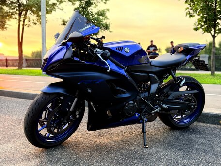 2022 Yamaha YZF-R7, синий, 920000 рублей, вид 1