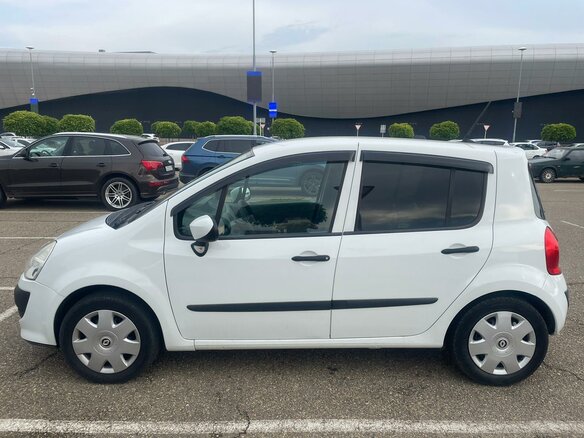 2008 Renault Modus Grand I Рестайлинг, белый, 460000 рублей - вид 5