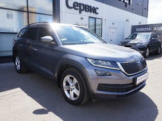 2020 Skoda Kodiaq I, серый, 2380000 рублей, вид 3