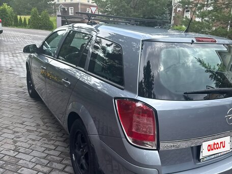2011 Opel Astra H Рестайлинг, серебристый, 1100000 рублей, вид 3
