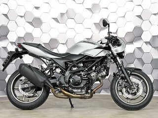 2024 Suzuki SV 650, серебристый, 647000 рублей, вид 3