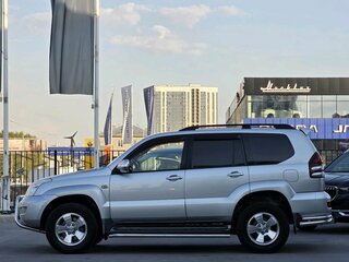 2007 Toyota Land Cruiser Prado 120 Series Рестайлинг, белый, 1551000 рублей, вид 4