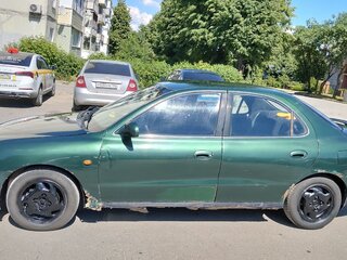 1997 Hyundai Lantra II, зелёный, 150000 рублей, вид 3