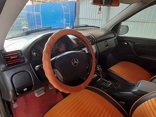 2003 Mercedes-Benz M-Класс 400 I (W163) Рестайлинг, серебристый, 1300000 рублей, вид 5