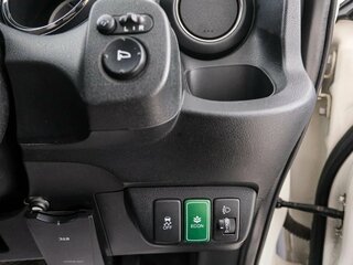 2011 Honda Fit Shuttle I, белый, 899000 рублей, вид 3