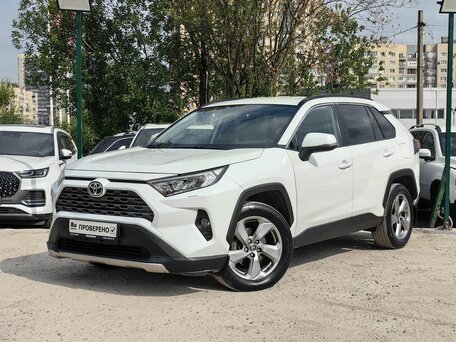 Toyota RAV4 V (XA50)
