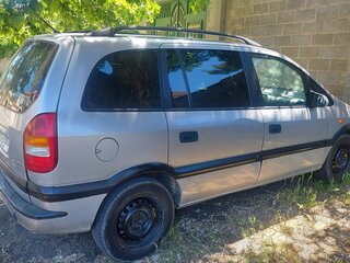 2001 Opel Zafira A, серебристый, 285000 рублей, вид 1