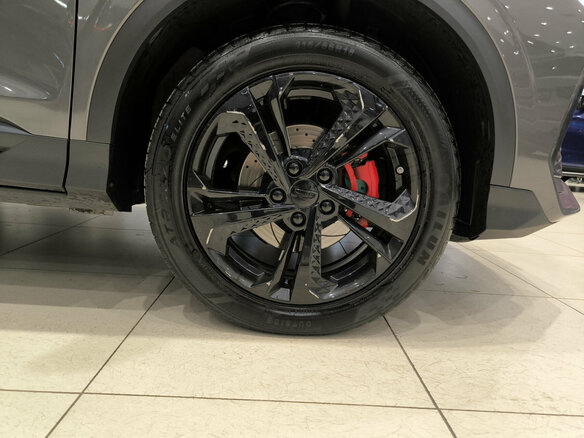 2024 Geely Coolray (Binyue Cool) I Рестайлинг, серый, 1850000 рублей - вид 17